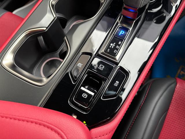 ＮＸ ＮＸ３５０ｈ　Ｆスポーツ　ＴＲＤフルエアロ　パノラマルーフ　赤本革　パノラミックビューモニター　三眼ＬＥＤ　デジタルインナーミラー　１４型ナビ　ＡｐｐｌｅＣａｒＰｌａｙ　パワーバックドア　アドバンスドパーク　２０ｉｎｃｈＡＷ（50枚目）