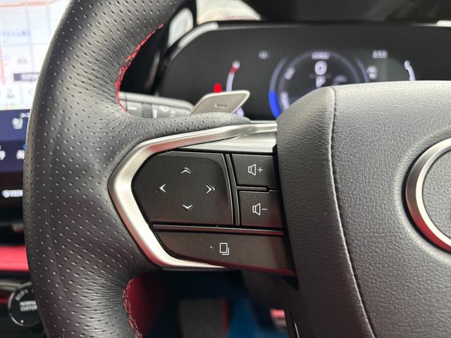 ＮＸ ＮＸ３５０ｈ　Ｆスポーツ　ＴＲＤフルエアロ　パノラマルーフ　赤本革　パノラミックビューモニター　三眼ＬＥＤ　デジタルインナーミラー　１４型ナビ　ＡｐｐｌｅＣａｒＰｌａｙ　パワーバックドア　アドバンスドパーク　２０ｉｎｃｈＡＷ（53枚目）