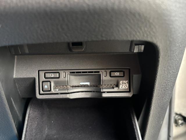 ＮＸ ＮＸ３５０ｈ　Ｆスポーツ　ＴＲＤフルエアロ　パノラマルーフ　赤本革　パノラミックビューモニター　三眼ＬＥＤ　デジタルインナーミラー　１４型ナビ　ＡｐｐｌｅＣａｒＰｌａｙ　パワーバックドア　アドバンスドパーク　２０ｉｎｃｈＡＷ（60枚目）