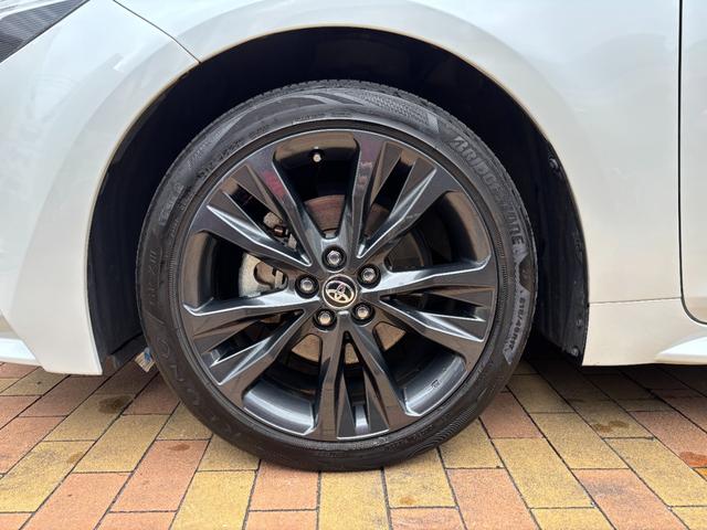 カローラツーリング ハイブリッド ダブルバイビー 後期型 法人ワンオーナー 10.5型ナビ フルセグTV バックカメラ オートエアコン LEDヘッドライト 電動パーキングブレーキ&ブレーキホールド 純正ドラレコ ETC2.0 PCS 17inchAW(19枚目)