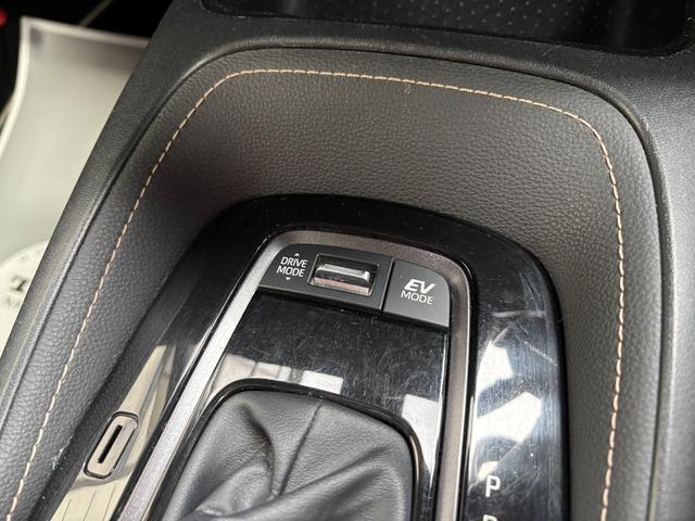 カローラツーリング ハイブリッド ダブルバイビー 後期型 法人ワンオーナー 10.5型ナビ フルセグTV バックカメラ オートエアコン LEDヘッドライト 電動パーキングブレーキ&ブレーキホールド 純正ドラレコ ETC2.0 PCS 17inchAW(41枚目)