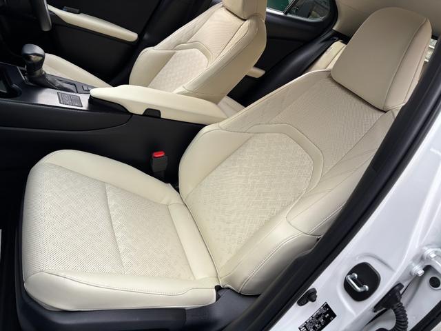 ＵＸ ＵＸ２５０ｈ　バージョンＬ　ＭＣ後モデル　白本革　パノラミックビュー　１２．３型ナビ　フルセグ　デュアルオートエアコン　三眼ＬＥＤヘッドライト　前席シートヒーター＆ベンチレーション　前後ドラレコ　ＥＴＣ　ＰＣＳ　１８ｉｎｃｈＡＷ（26枚目）