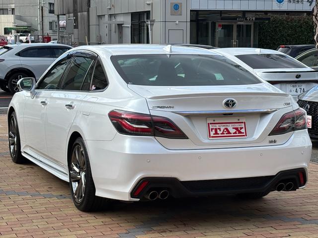 クラウンハイブリッド ＲＳアドバンス　後期型　黒革　パノラミックビューモニター　１２．３型ナビ　三眼ＬＥＤヘッドライト　前席シートヒーター＆シートクーラー　デジタルインナーミラー　カードキー　前後ドラレコ　ＥＴＣ　１８ｉｎｃｈＡＷ（7枚目）