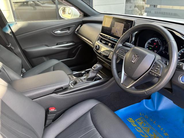 クラウンハイブリッド ＲＳアドバンス　後期型　黒革　パノラミックビューモニター　１２．３型ナビ　三眼ＬＥＤヘッドライト　前席シートヒーター＆シートクーラー　デジタルインナーミラー　カードキー　前後ドラレコ　ＥＴＣ　１８ｉｎｃｈＡＷ（23枚目）