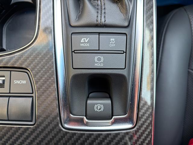 クラウンハイブリッド ＲＳアドバンス　後期型　黒革　パノラミックビューモニター　１２．３型ナビ　三眼ＬＥＤヘッドライト　前席シートヒーター＆シートクーラー　デジタルインナーミラー　カードキー　前後ドラレコ　ＥＴＣ　１８ｉｎｃｈＡＷ（44枚目）