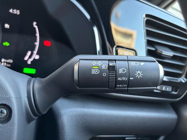 �I�[�g���C�g���������Ă���܂��I�O�̖��邳�ɍ��킹�āA�����Ńw�b�h�����v��_�����͏������Ă���܂��I�w�b�h�����v�̓_���Y�������Y����h���ł���܂��I���̖h�~�ɂ��Ȃ�܂���I