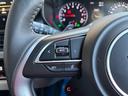 ステアリングスイッチ付き!ハンドルには、ナビやオーディオと連動したスイッチが付いています!手元で操作出来る為、大変便利ですよ♪純正ナビの嬉しいポイントですね♪