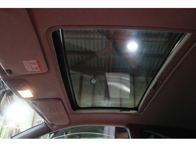 �J���I�ȃh���C�u�����y���݂���������T�����[�t�B���ꂽ��̉��A�T�����[�t���J���Ẵh���C�u�͋C�����悳�����ł��ˁB���R��t���͂ł��Ȃ��̂ŁA�T�����[�t�t���̎ԗ��͊󏭂ł��B