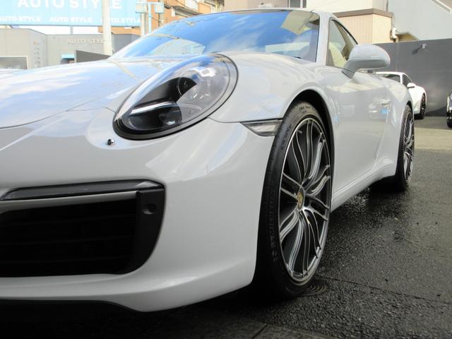 ９１１ ９１１カレラ　ＰＤＫ　正規ディーラー車　右ハンドル　９９１後期　スポーツクロノＰＫＧ　エントリードライブ　スポーツステア　スポーツシート　ターボタイプ２１ＡＷ　アルカンターラルーフ　純正ナビ　Ｂｌｕｅｔｏｏｔｈ（11枚目）