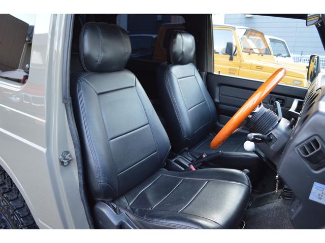 ジムニー ワイルドウインド　リフトアップ　社外マフラー　前後アイアンバンパー　オールペイント　ルーフラック　レザー調シートカバー　ウッドハンドル（23枚目）