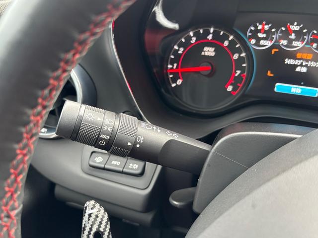 シボレーカマロ ＬＴ　ＲＳ　サンルーフ　Ｆ／Ｓスポイラー　２０インチアルミ　ＥＴＣ　ＨＩＤ（32枚目）