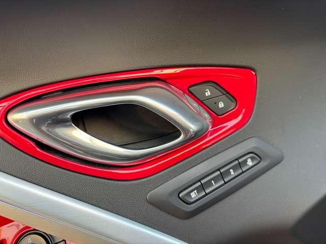 シボレーカマロ LT RS Borlaマフラー 赤/黒レザーシート Fエアロ 20インチアルミ(38枚目)