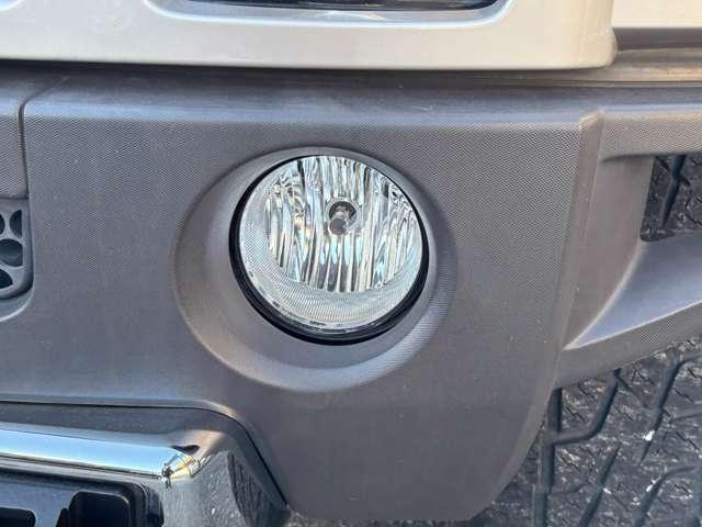 ハマーH3 3.7 4WD サンルーフ HDDナビ/フルセグ 黒革シート 20インチアルミ クルコン(9枚目)