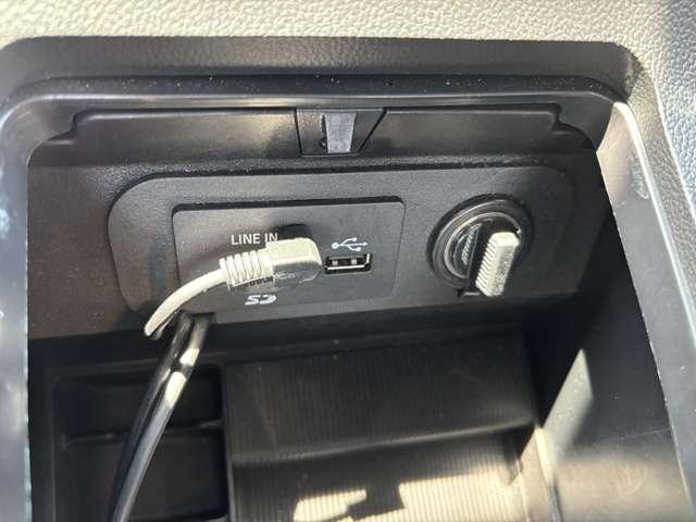 マスタング ５０イヤーズ　エディション　Ｆ／Ｓ／Ｒスポイラー　社外マフラー　ＥＴＣ　ＨＩＤ　メモリーナビ／フルセグ／Ｂｌｕｅｔｏｏｔｈ　バックカメラ　黒革シート（50枚目）