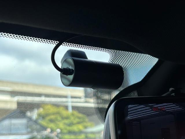 ダッジ・チャレンジャー R/T サンルーフ 社外アルミ 社外マフラー ETC 赤革/電動シート オーバーフェンダー(32枚目)