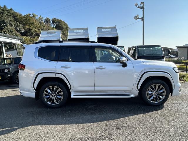 ランドクルーザー ＺＸ　ＺＸ　寒冷地仕様車　モデリスタフルエアロ　リアスポイラー　モデリスタリアバンパーステップガード　ＪＢＬサウンドシステム　リアエンタテイメント　ＥＴＣ２．０　ＩＴＳコネクト　クールボックス　デフロック（8枚目）