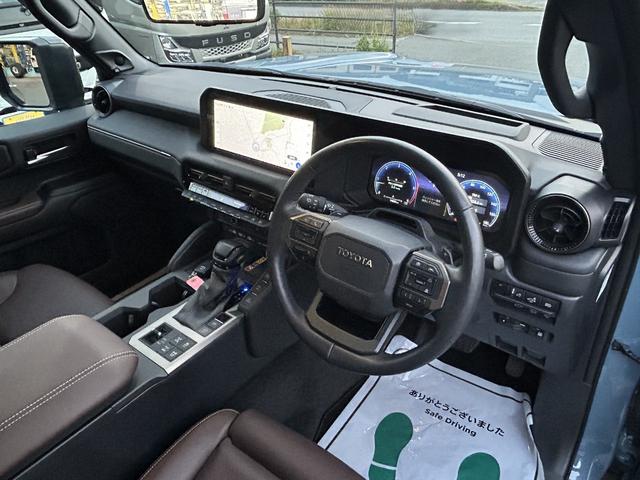 ランドクルーザー２５０ ＺＸ　ディーゼル　モデリスタパッケージ　シグネチャーイルミブレード　ＪＢＬサウンドシステム　トヨタチームメイト　ヘッドアップディスプレイ　デジタルインナーミラー　パノラミックビュー　ＥＴＣ２．０（15枚目）