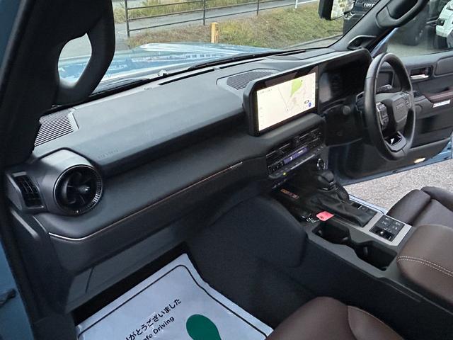 ランドクルーザー２５０ ＺＸ　ディーゼル　モデリスタパッケージ　シグネチャーイルミブレード　ＪＢＬサウンドシステム　トヨタチームメイト　ヘッドアップディスプレイ　デジタルインナーミラー　パノラミックビュー　ＥＴＣ２．０（16枚目）