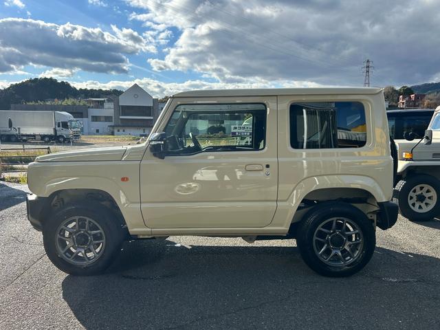 ジムニー ＸＣ　デュアルセンサーブレーキサポート　スマートキー　ＬＥＤヘッドランプ　フォグランプ　ハイビームアシスト　ブレーキペダル後退抑制機構　チャイルドシート対応取付装置　前後誤発進抑制機能（8枚目）