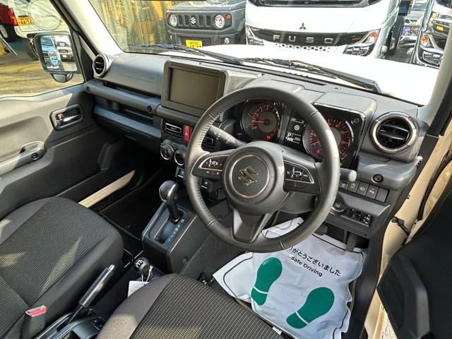 ジムニー ＸＣ　デュアルセンサーブレーキサポート　スマートキー　ＬＥＤヘッドランプ　フォグランプ　ハイビームアシスト　ブレーキペダル後退抑制機構　チャイルドシート対応取付装置　前後誤発進抑制機能（10枚目）