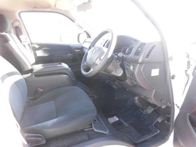 TOYOTA REGIUS ACE VAN LONG SUPER GL