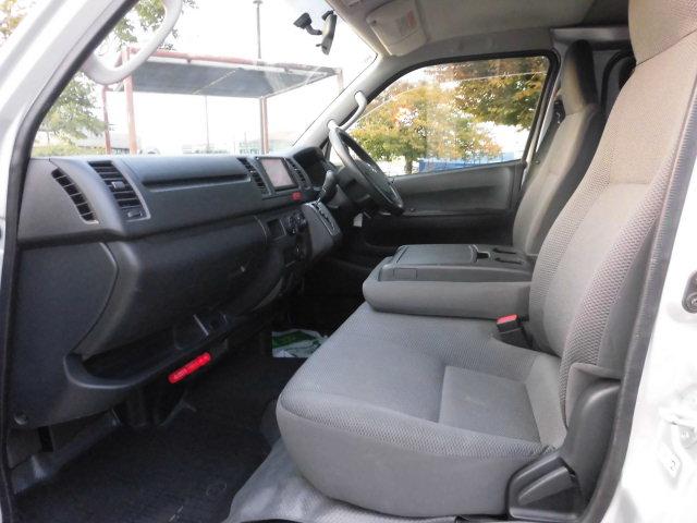 レジアスエースバン ロングＤＸ　ＧＬパッケージ　ＳＤナビＢｌｕｅｔｏｏｔｈワンセグＴＶキーレスＥＴＣ（14枚目）