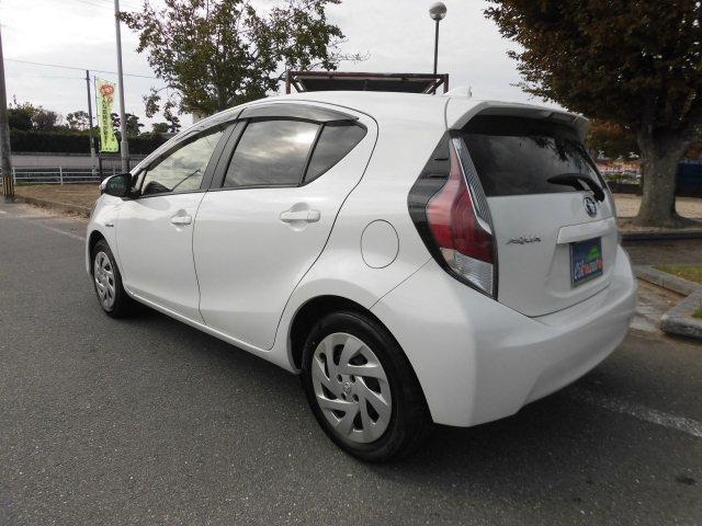 アクア S プッシュスタートSDナビBluetoothTVバックカメラ(3枚目)