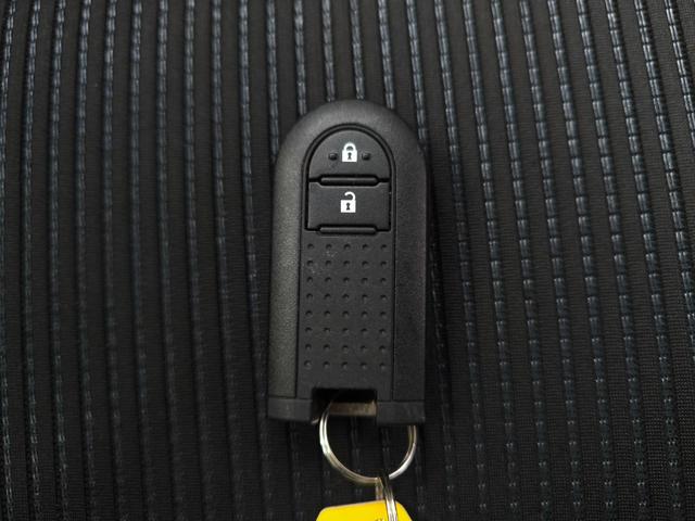 ムーヴ Ｘリミテッド　ＳＡＩＩＩ　禁煙　純ナビ　バックカメラ　シートヒーター　レーンキープ　衝突軽減ブレーキ　ＥＴＣ　取扱説明書　保証書　スペアキー（42枚目）