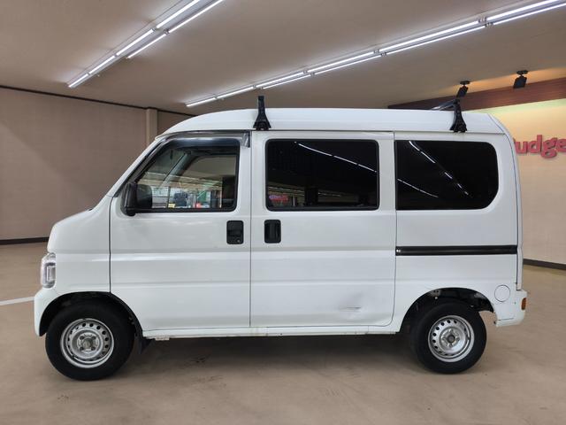 アクティバン プロＡ　走行５２５２４キロ　車検令和９月７日　エアコン　パワステ　２人乗り　純正ホイール　取扱説明書　整備手帳　鍵（7枚目）