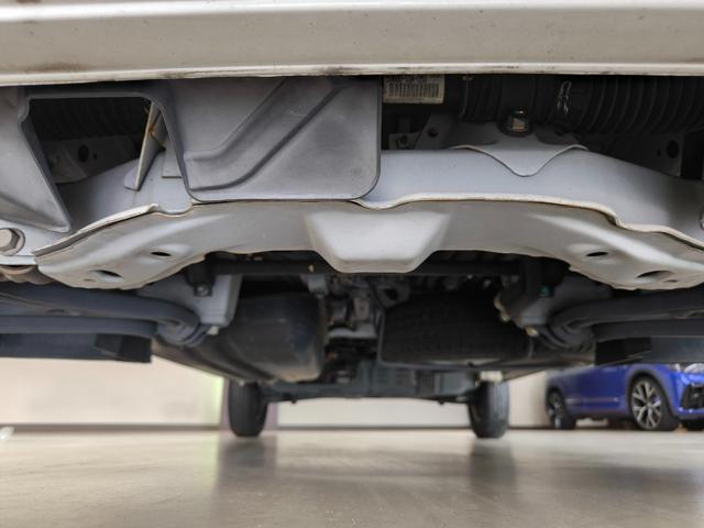 アクティバン プロＡ　走行５２５２４キロ　車検令和９月７日　エアコン　パワステ　２人乗り　純正ホイール　取扱説明書　整備手帳　鍵（26枚目）