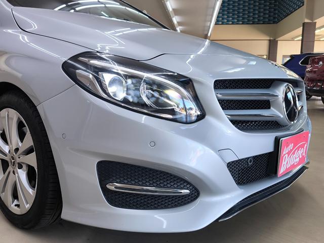 Ｂクラス Ｂ１８０　ワンオーナー　禁煙車　走行１万Ｋ台　サンルーフ　電動レザー　クルコン　レーンキープ　アテンションアシスト　シートヒーター　ドラレコ　ＥＴＣ　盗難防止システム　衝突安全ボディ　ブラインドスポットモニター（12枚目）