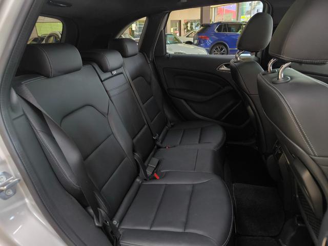 Ｂクラス Ｂ１８０　ワンオーナー　禁煙車　走行１万Ｋ台　サンルーフ　電動レザー　クルコン　レーンキープ　アテンションアシスト　シートヒーター　ドラレコ　ＥＴＣ　盗難防止システム　衝突安全ボディ　ブラインドスポットモニター（43枚目）