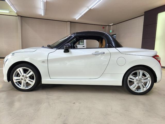 コペン ローブ　走行４万Ｋ台　電動オープンルーフ　５速マニュアル車　シートヒーター　ナビ　Ｂカメラ　フルセグＴＶ　ＬＥＤヘッドライト　取説整備手帳　スマートキー　純正１６ＡＷ　盗難防止システム　衝突安全ボディ（15枚目）