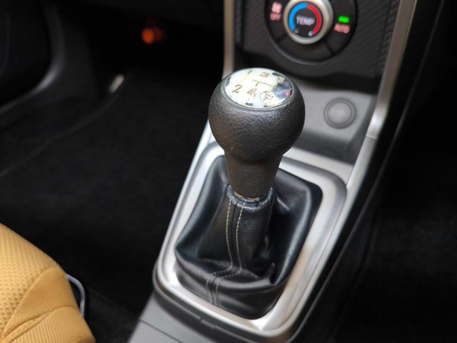 コペン ローブ　走行４万Ｋ台　電動オープンルーフ　５速マニュアル車　シートヒーター　ナビ　Ｂカメラ　フルセグＴＶ　ＬＥＤヘッドライト　取説整備手帳　スマートキー　純正１６ＡＷ　盗難防止システム　衝突安全ボディ（34枚目）