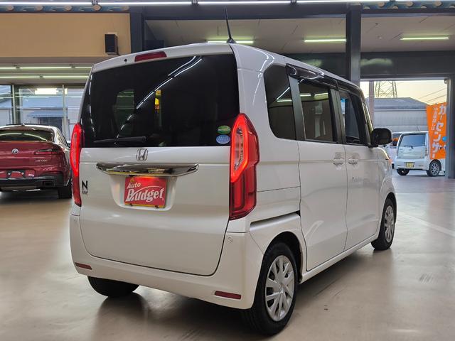 N-BOX G・Lホンダセンシング ワンオーナー 禁煙車 走行3万K台 電動スライドドア ナビ Bカメラ フルセグTV ホンダセンシング クルコン 純正ドラレコ前後 取説整備手帳 スペアキー ETC 盗難防止システム シートヒーター(5枚目)