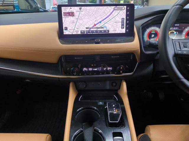 清潔感がある室内にこだわっています！室内は専用クリーニングにて徹底的に洗浄し、納車前にも再度室内清掃も行なっています！！