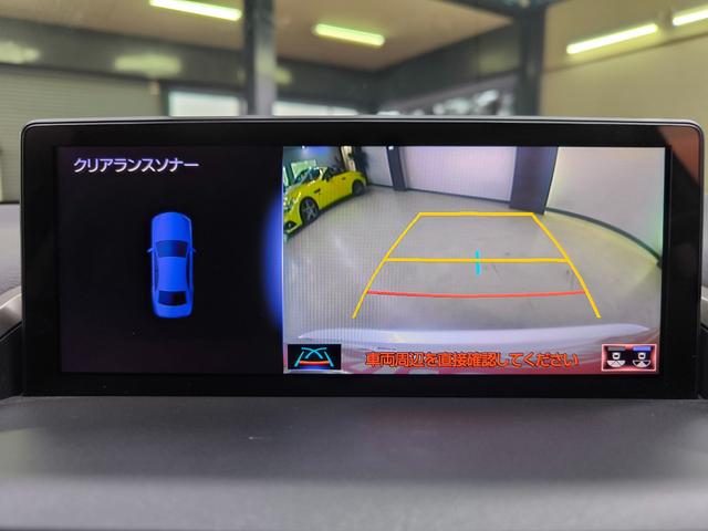 バックカメラ搭載♪ギアがリバースに入ると連動して表示されます。カラーモニターで見やすいです！