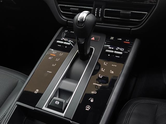 マカン マカン ユーザー買取車!ワンオーナー!禁煙車!純ナビ!360°カメラ!ハーフレザーシート!シートヒーター!マカンS用オプション20インチアルミ!ブラインドスポットモニター!パワーバックドア!LEDヘッドライト(32枚目)