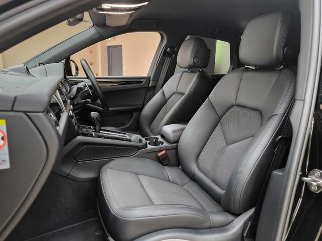 マカン マカン ユーザー買取車!ワンオーナー!禁煙車!純ナビ!360°カメラ!ハーフレザーシート!シートヒーター!マカンS用オプション20インチアルミ!ブラインドスポットモニター!パワーバックドア!LEDヘッドライト(48枚目)