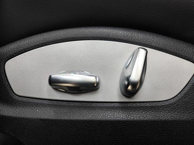 マカン マカン ユーザー買取車!ワンオーナー!禁煙車!純ナビ!360°カメラ!ハーフレザーシート!シートヒーター!マカンS用オプション20インチアルミ!ブラインドスポットモニター!パワーバックドア!LEDヘッドライト(49枚目)