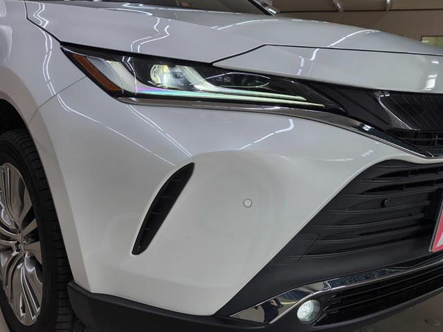 ハリアー Ｚ　レザーパッケージ　ワンオーナー！禁煙車！純１２．３インチディスプレイナビ・フルセグ！バックカメラ！ＪＢＬサウンドシステム！２．０ＥＴＣ！セーフティセンス！電動バックドア！ブラインドスポットモニター！４ＷＤ！（11枚目）