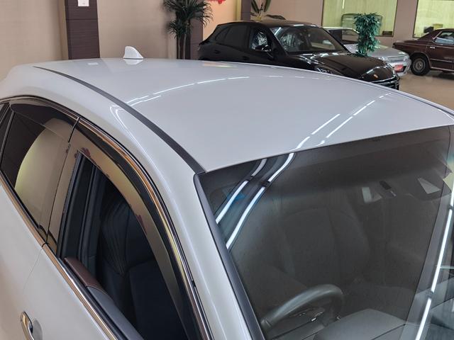 ハリアー Ｚ　レザーパッケージ　ワンオーナー！禁煙車！純１２．３インチディスプレイナビ・フルセグ！バックカメラ！ＪＢＬサウンドシステム！２．０ＥＴＣ！セーフティセンス！電動バックドア！ブラインドスポットモニター！４ＷＤ！（13枚目）