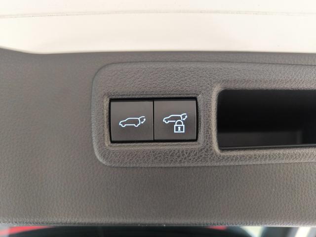 ハリアー Ｚ　レザーパッケージ　ワンオーナー！禁煙車！純１２．３インチディスプレイナビ・フルセグ！バックカメラ！ＪＢＬサウンドシステム！２．０ＥＴＣ！セーフティセンス！電動バックドア！ブラインドスポットモニター！４ＷＤ！（48枚目）