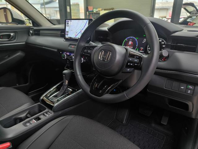 ヴェゼル e:HEV Z ワンオーナー 禁煙車 走行1万K台 車検R10/3 純正9インチナビ フルセグTV Bカメラ ブレーキホールド ハーフレザーシート ホンダセンシング 電動リアハッチ シートヒーター レーダークルコン(35枚目)