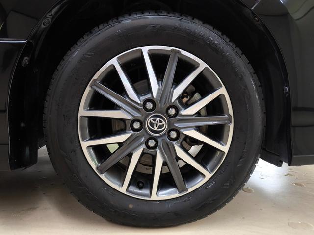 ヴォクシー ＺＳ　煌ＩＩ　ワンオーナー　禁煙車　走行４万Ｋ台　純正１０．５インチナビ　フルセグＴＶ　バックカメラ　フリップダウンモニター　両側電動スライドドア　衝突軽減ブレーキ　取説整備手帳　スペアキー　純正１６ＡＷ　ＥＴＣ（16枚目）