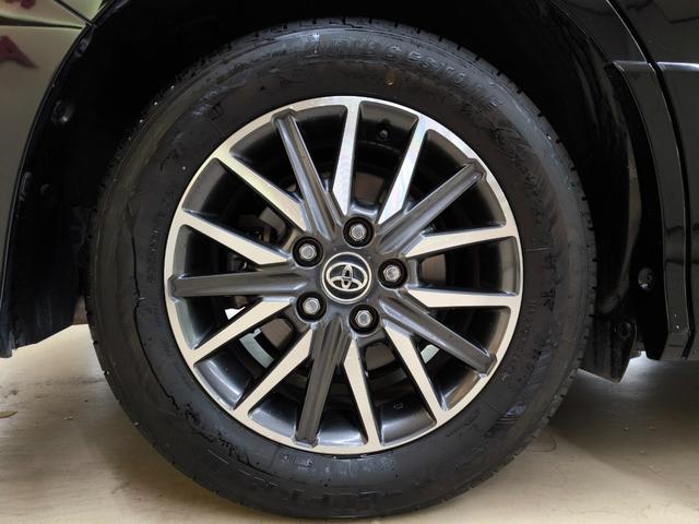 ヴォクシー ＺＳ　煌ＩＩ　ワンオーナー　禁煙車　走行４万Ｋ台　純正１０．５インチナビ　フルセグＴＶ　バックカメラ　フリップダウンモニター　両側電動スライドドア　衝突軽減ブレーキ　取説整備手帳　スペアキー　純正１６ＡＷ　ＥＴＣ（19枚目）