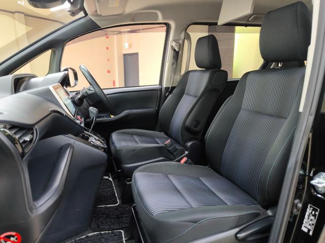 ヴォクシー ＺＳ　煌ＩＩ　ワンオーナー　禁煙車　走行４万Ｋ台　純正１０．５インチナビ　フルセグＴＶ　バックカメラ　フリップダウンモニター　両側電動スライドドア　衝突軽減ブレーキ　取説整備手帳　スペアキー　純正１６ＡＷ　ＥＴＣ（41枚目）