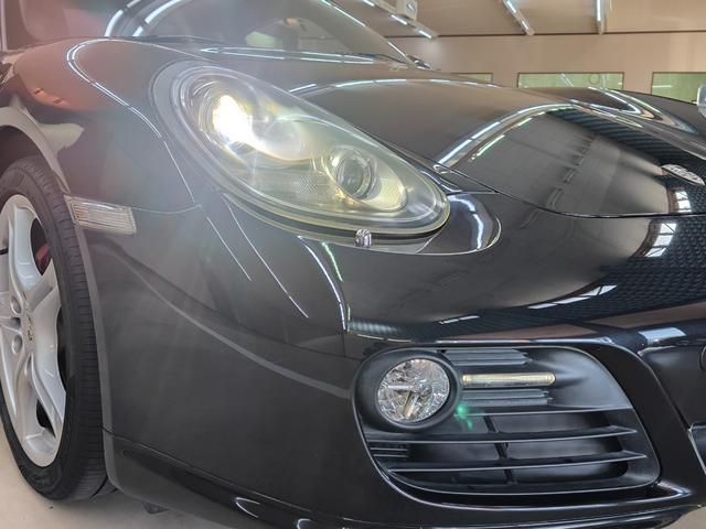 ケイマン Ｓ　ワンオーナー　禁煙車　左ハンドル　走行２万Ｋ台　６速マニュアル車　ハーフレザー　シートヒーター　ナビ　フルセグＴＶ　取説整備手帳　スペアキー　盗難防止システム　　純正１８ＡＷ　ＥＴＣ　横滑り防止機能（11枚目）