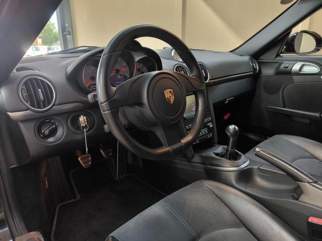 ケイマン Ｓ　ワンオーナー　禁煙車　左ハンドル　走行２万Ｋ台　６速マニュアル車　ハーフレザー　シートヒーター　ナビ　フルセグＴＶ　取説整備手帳　スペアキー　盗難防止システム　　純正１８ＡＷ　ＥＴＣ　横滑り防止機能（33枚目）