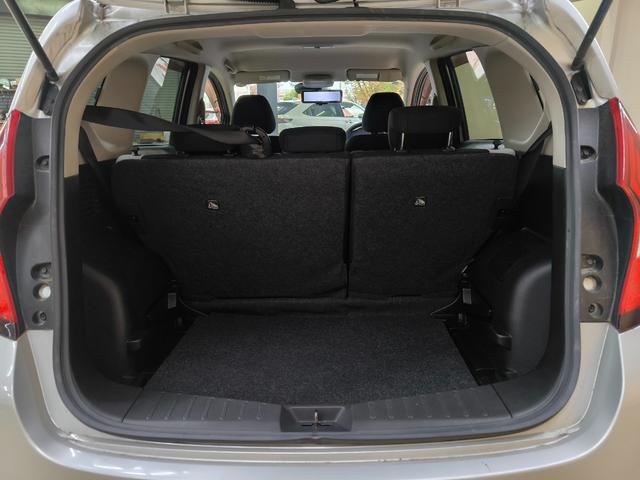 ノート ｅ－パワー　Ｘ　車検整備付　禁煙車　走行１万Ｋ台　純正ナビ　バックカメラ　３６０度カメラ　フルセグＴＶ　衝突軽減ブレーキ　クリアランスソナー　純正デジタルミラー　取説整備手帳　スペアキー　盗難防止システム（39枚目）